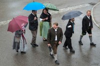 DSC00710 Rückmarsch zum Festzelt, Harald Kühn, Albert Hadersbeck, Uli Schleich, Sepp Reich.jpg